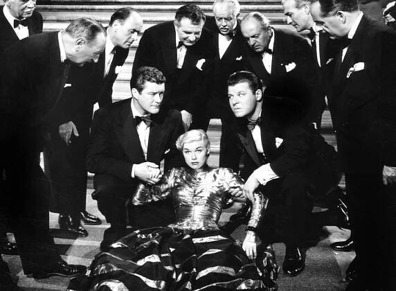 IT'S A GREAT FEELING, center on floor from left: Dennis Morgan, Doris Day, Jack Carson, 1949