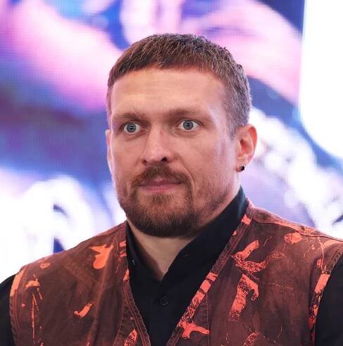 Midnight Mania! Canelo Alvarez bets $500k on ‘very technical’ Oleksandr Usyk to defeat Daniel Dubois
