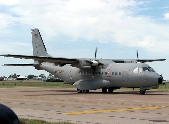 CASA CN-235