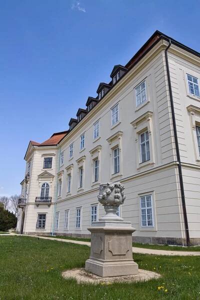Zámek Napajedla nad Moravou – Vchazenidoobrazu.cz