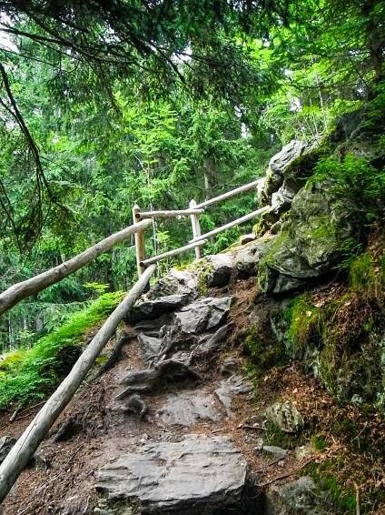 Vyhlídka Rolandův kámen - Karlova Studánka, Střední Morava a Jeseníky | Regiontourist.cz