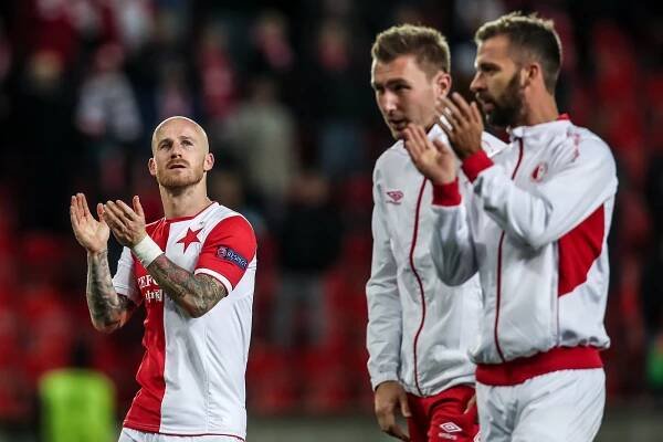 Slávisté se naladili na derby. Výhru v poháru trefil Necid