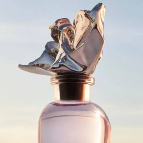 Symphony  in Perfumes's Exceptional Creations Les Extraits Collection collections by Louis Vuitton (Product zoom)