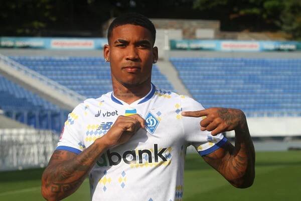 Eduardo Guerrero – Dynamo player! - FC Dynamo Kyiv official website
