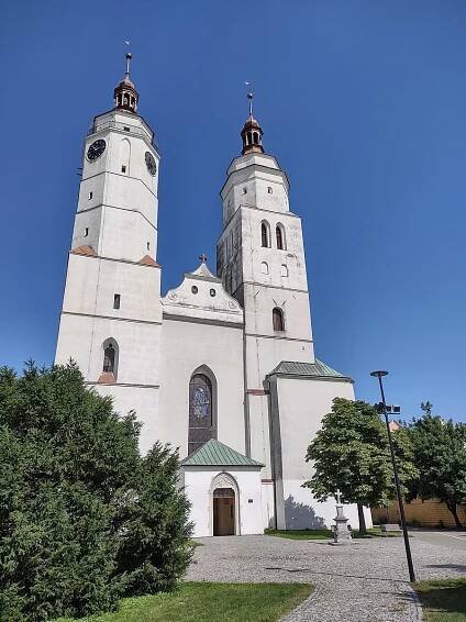 Krnov, kostel sv. Martina 01.jpg