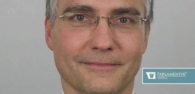 Koudelka měl konferenci ve sněmovně: Ukrajina nám dává čas připravit se na Rusko