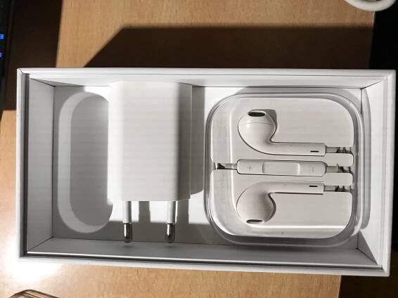 Prodám iPhone SE rosegold 16 GB za 5 800 CZK - 2/2018 - Apple Bazar
