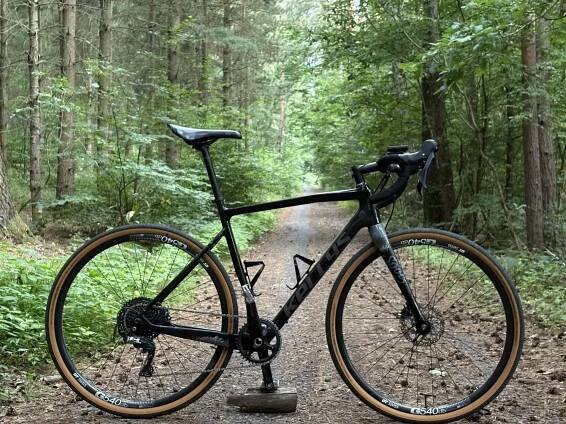 Gravel - Kellys Soot 90 za 32 000 Kč