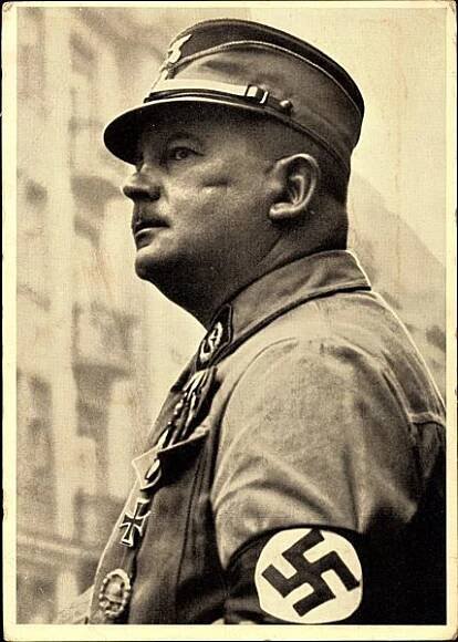 Ernst Röhm, SA Stabschef, Portrait in Uniform