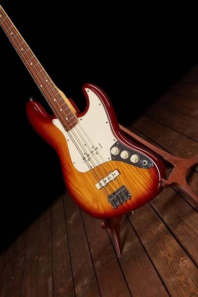 Fender 1981 Jazz Bass - Collectors Item