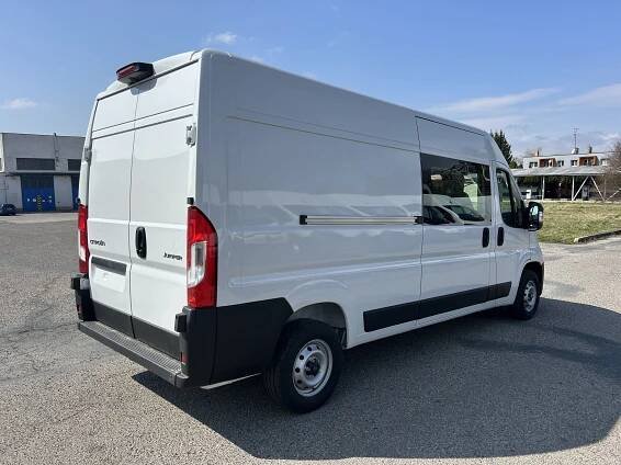 CITROEN JUMPER L3H2 6 míst 2024 - Dodávky Morava.cz