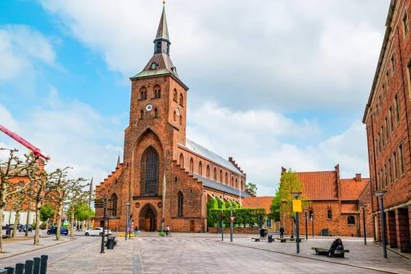 Katedrála sv. Canute v centru Odense, Dánsko — Stock obrázek