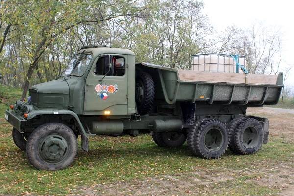 Lidé si prohlédli bývalou raketovou základnu. Vznikne v ní zábavní areál