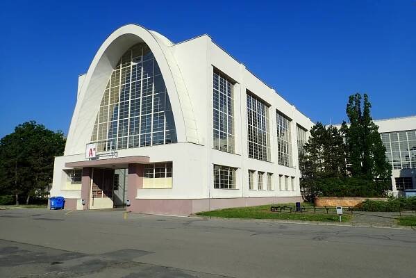Soubor:Pavilon A - portál (3).jpg – Wikipedie