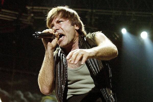 Bruce Dickinson: I’ll Quit Iron Maiden Before Using Backing Tapes