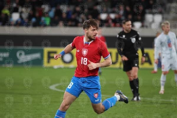 Kvalifikace ME hráčů do 21 let v roce 2025: Česká republika - Island 4:1 | Reprezentace | FOTBAL.CZ