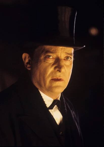 Vzpomínky Sherlocka Holmese - Rudý kruh - Z filmu - Jeremy Brett