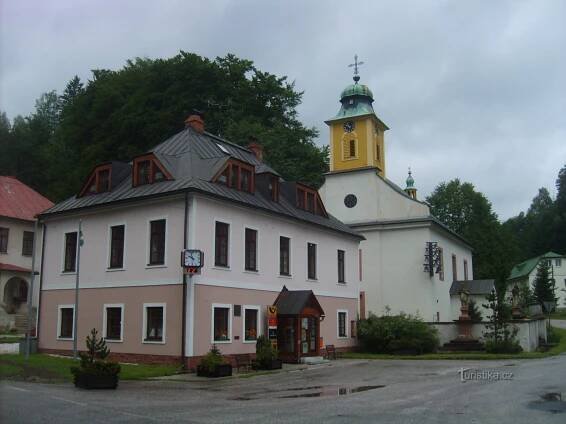 Krkonoše - Dolní Dvůr - Vesnice