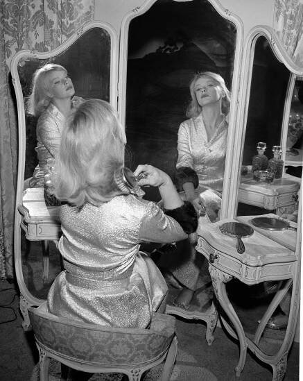 Zadáno pro Alfreda Hitchcocka - The Trap - Z filmu - Anne Francis