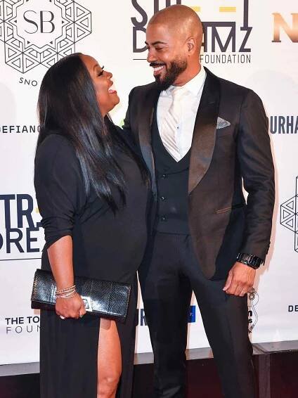 Keshia Knight Pulliam (L) and Brad James (R) attend the Jay 