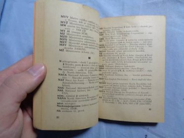 Zmatek zkratek : seznam zkratek a značek pro každého, 1947