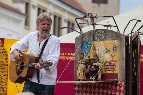 Největší festival Prázdniny v Telči slaví čtyřicet let, přijede stovka muzikantů