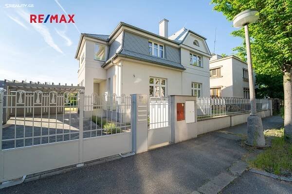Pronájem  rodinného domu 242 m², pozemek 730 m², Studentská, Poděbrady - Poděbrady II