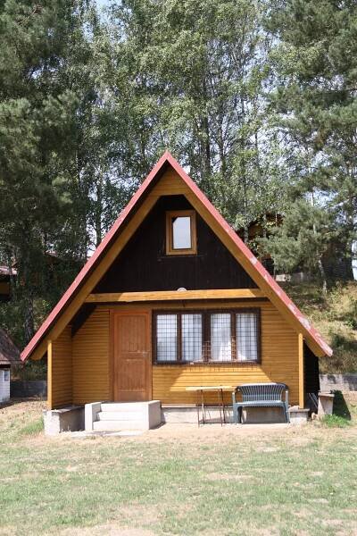 Volnočasový areál Bakov nad Jizerou - Chatová a stanová osada - Kempy, chatky a bungalovy - Český ráj - Bakov nad Jizerou