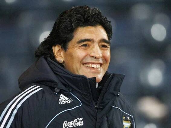 Diego Maradona poprvé vedl jako hlavní kouč národní tým Argentiny ve Skotsku.