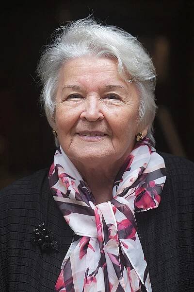 Mary Hlinka Seewald (1935)