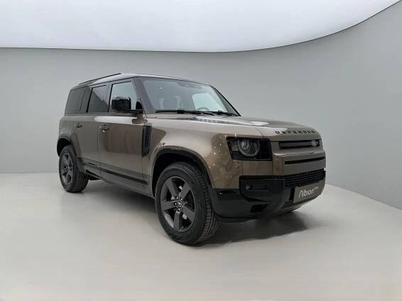 Předváděcí vůz Land Rover 3.0 d SE Defender - Albion Cars