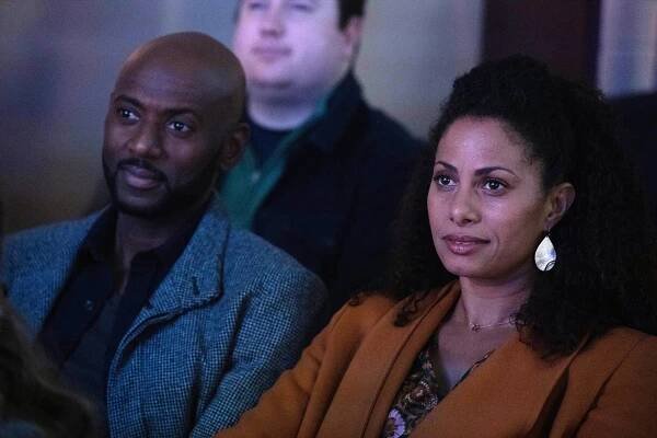A Million Little Things - The Kiss - Z filmu - Romany Malco, Christina Moses