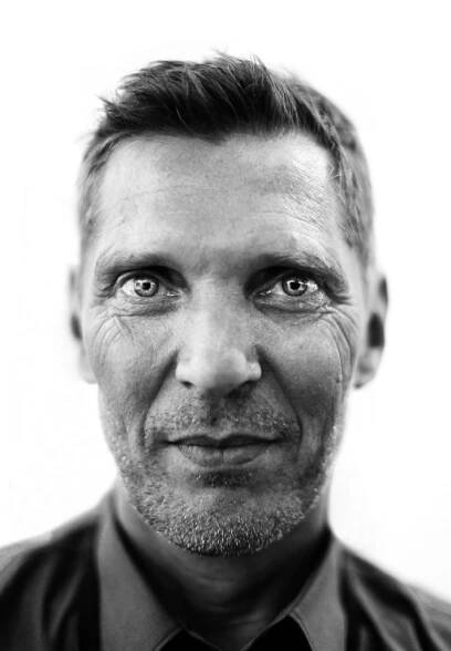 Portraits | Iannis Pledel
