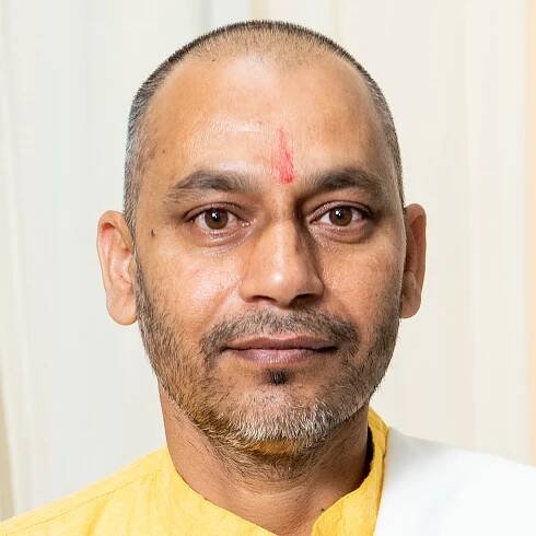 Management Team | Lakshmi Narayan Mandir Hindu Mandir Surrey