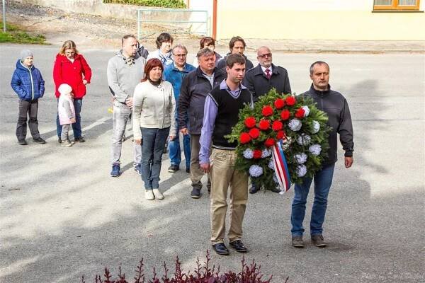 Výročí konce 2.sv.války 2019 - Oficiální stránky obce Laškov