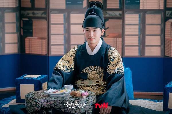 Park Hyung Sik o Our Blooming Youth: Jak se mu natáčelo s Jeon So Nee a čím je seriál výjimečný? - Asianstyle