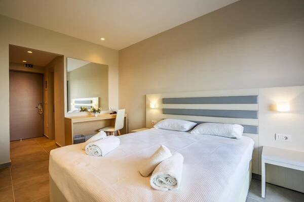 Hotel Gemini 4* | Delfín Travel