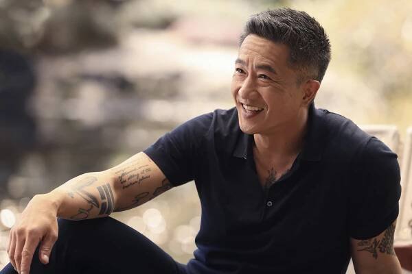 A Million Little Things - No One Is to Blame - Z filmu - Terry Chen