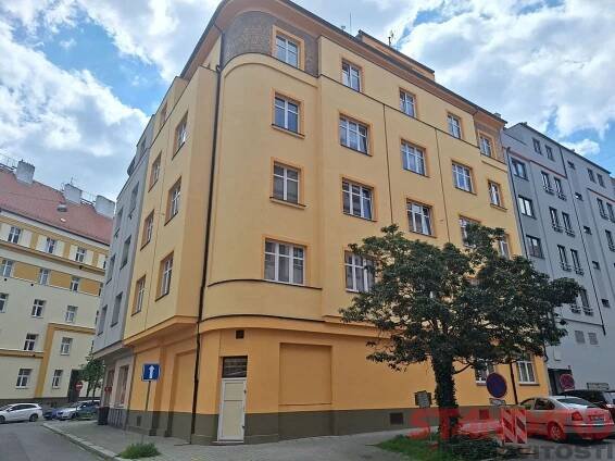 Pronájem Byt 2+1, Vrchlického, Plzeň - Jižní Předměstí