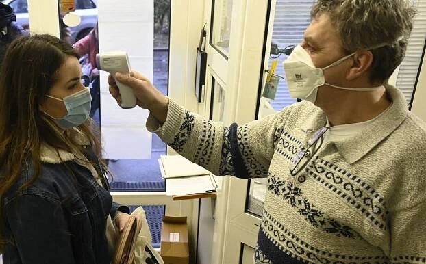 Šíří se nová varianta covidu: Toto je 11 aktualizovaných příznaků, že ho máš