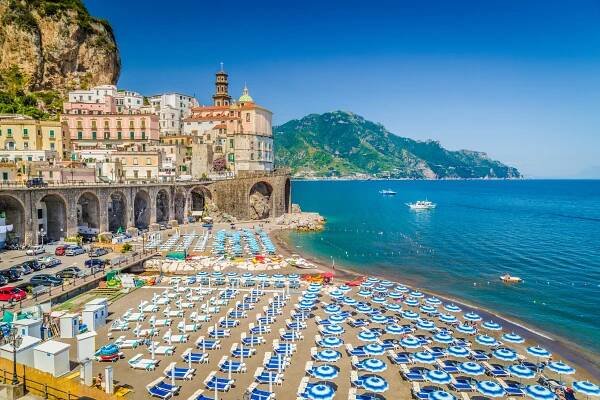 Paestum and Amalfi Coast tour by Curreri Viaggi