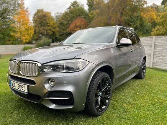 BMW X5 M50D, super stav