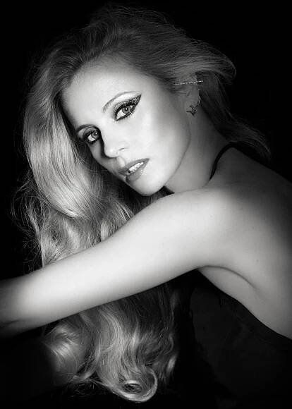 Legends - Laura Bailey