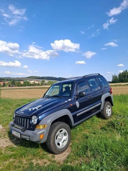 Jeep Cherokee 2.8crd rezervace