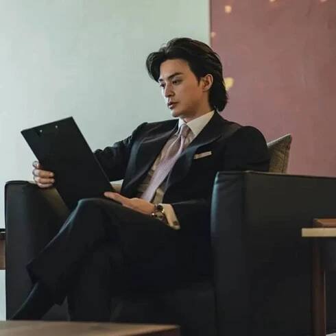 Kim Ji Hoon 17