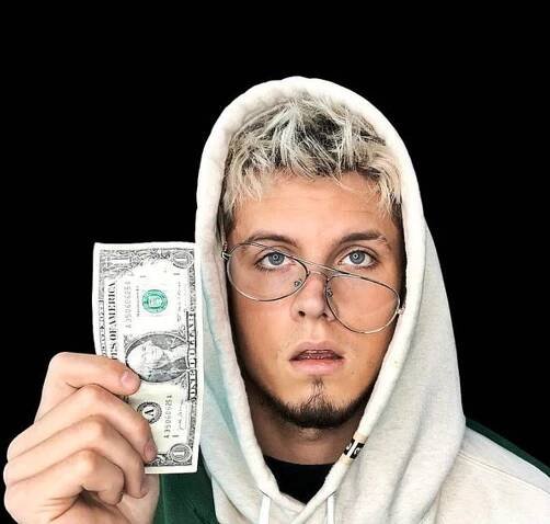 Další lež Jona Mariánka? Jeho hodinky za „milion“ jsou údajně falešné