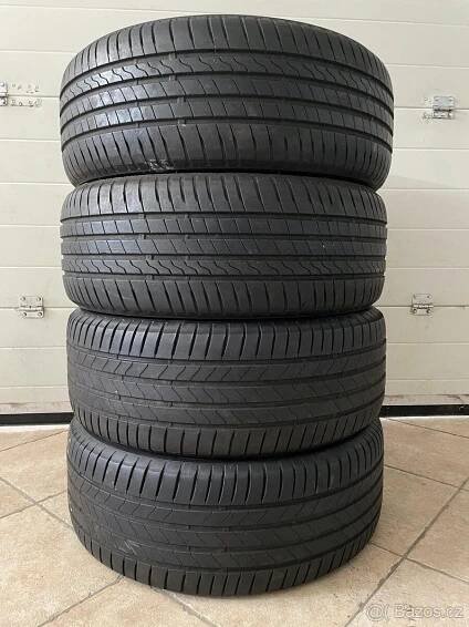 Letní pneumatiky 215/55 R17 2xBridgestone a 2xFirestone - Pneumatiky