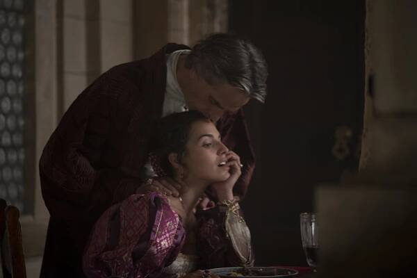 Borgiové - Vlk a beránek - Z filmu - Jeremy Irons, Melia Kreiling