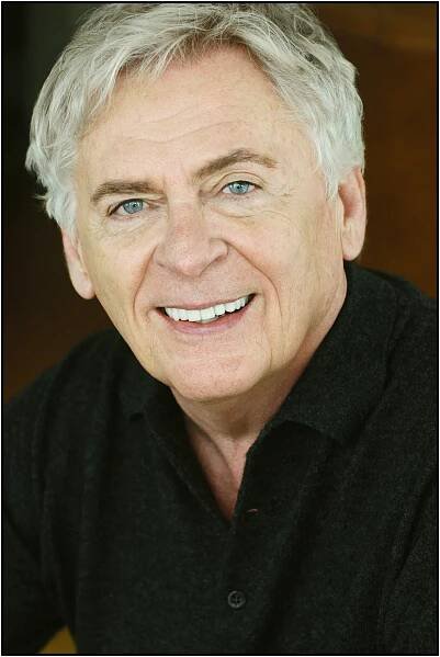 Daniel Davis