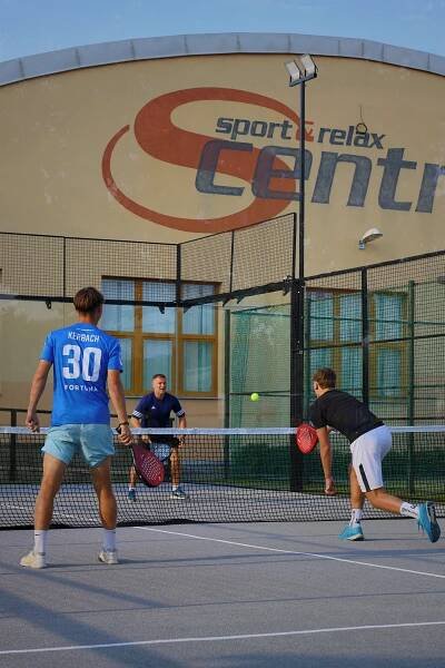 Padel Benešov - nový kurt v S-centru